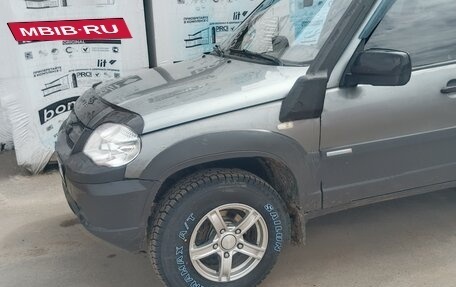 Chevrolet Niva I рестайлинг, 2010 год, 355 000 рублей, 8 фотография