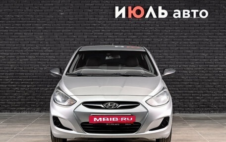 Hyundai Solaris II рестайлинг, 2013 год, 910 000 рублей, 2 фотография