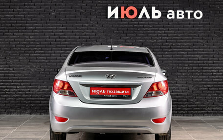 Hyundai Solaris II рестайлинг, 2013 год, 910 000 рублей, 5 фотография
