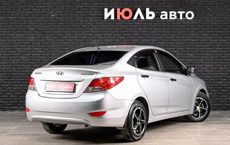Hyundai Solaris II рестайлинг, 2013 год, 910 000 рублей, 4 фотография