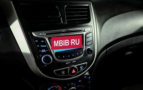 Hyundai Solaris II рестайлинг, 2013 год, 910 000 рублей, 16 фотография