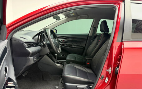 Toyota Yaris XP150 рестайлинг, 2023 год, 1 414 009 рублей, 12 фотография