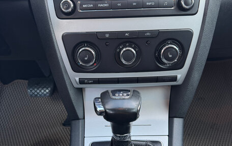 Skoda Octavia, 2011 год, 649 999 рублей, 16 фотография