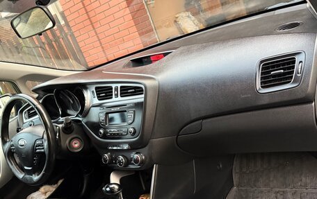 KIA cee'd III, 2015 год, 1 300 000 рублей, 18 фотография