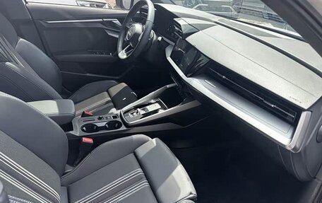 Audi A3, 2023 год, 2 220 000 рублей, 6 фотография