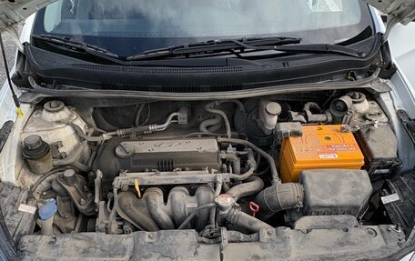 Hyundai Solaris II рестайлинг, 2013 год, 780 000 рублей, 17 фотография