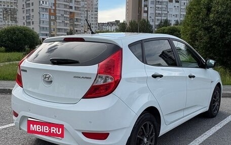 Hyundai Solaris II рестайлинг, 2013 год, 780 000 рублей, 6 фотография