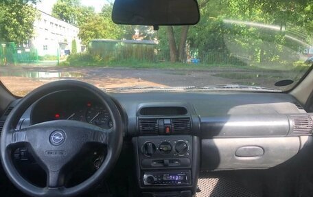 Opel Corsa B, 2000 год, 140 000 рублей, 4 фотография