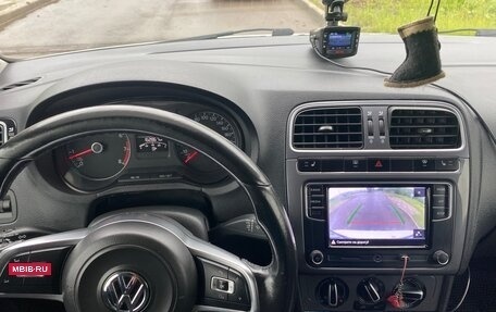 Volkswagen Polo VI (EU Market), 2018 год, 1 000 000 рублей, 17 фотография