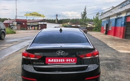 Hyundai Elantra VI рестайлинг, 2017 год, 1 200 000 рублей, 4 фотография