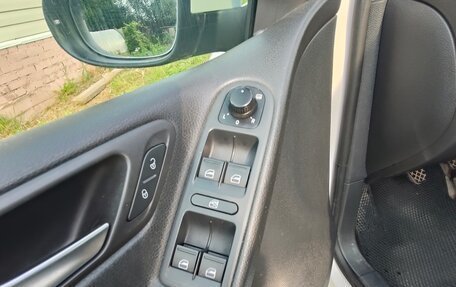 Volkswagen Golf VI, 2011 год, 595 000 рублей, 15 фотография