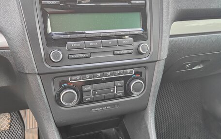 Volkswagen Golf VI, 2011 год, 595 000 рублей, 18 фотография