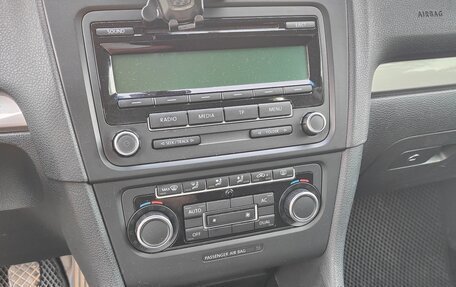 Volkswagen Golf VI, 2011 год, 595 000 рублей, 19 фотография