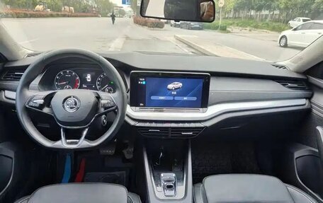 Skoda Octavia IV, 2023 год, 1 590 005 рублей, 5 фотография