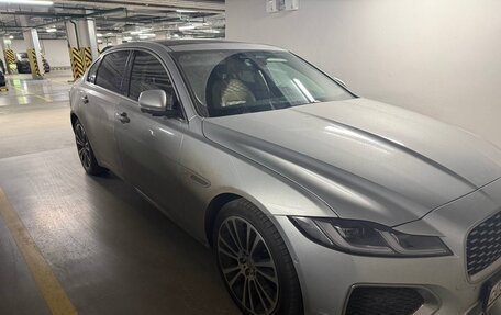 Jaguar XF II, 2022 год, 4 750 000 рублей, 2 фотография
