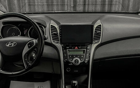 Hyundai i30 II рестайлинг, 2013 год, 920 000 рублей, 13 фотография