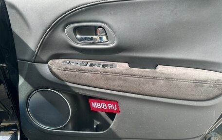 Honda Vezel, 2018 год, 1 800 000 рублей, 11 фотография