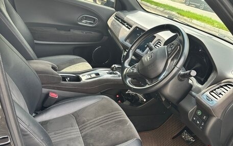 Honda Vezel, 2018 год, 1 800 000 рублей, 9 фотография