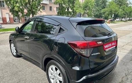 Honda Vezel, 2018 год, 1 800 000 рублей, 7 фотография