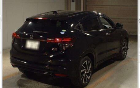 Honda Vezel, 2018 год, 1 800 000 рублей, 20 фотография
