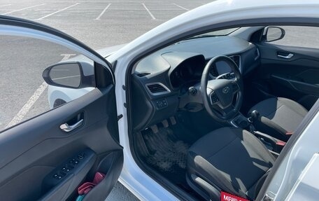 Hyundai Solaris II рестайлинг, 2019 год, 1 290 000 рублей, 10 фотография