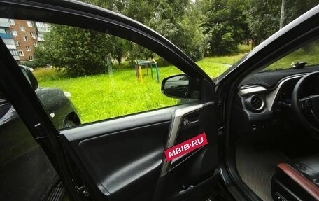 Toyota RAV4, 2013 год, 2 000 000 рублей, 11 фотография