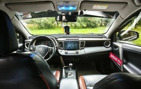 Toyota RAV4, 2013 год, 2 000 000 рублей, 12 фотография