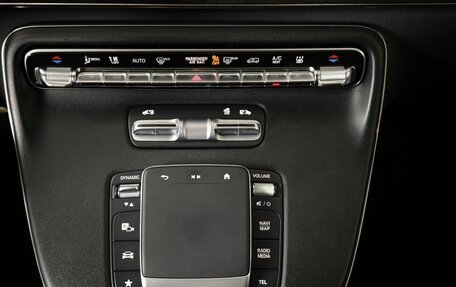 Mercedes-Benz V-Класс, 2024 год, 10 600 000 рублей, 23 фотография