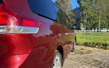 Toyota Sienna III, 2011 год, 2 100 000 рублей, 2 фотография