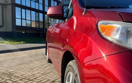 Toyota Sienna III, 2011 год, 2 100 000 рублей, 5 фотография