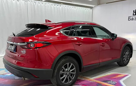 Mazda CX-4, 2023 год, 1 700 000 рублей, 5 фотография