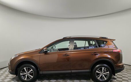 Toyota RAV4, 2018 год, 2 599 000 рублей, 8 фотография