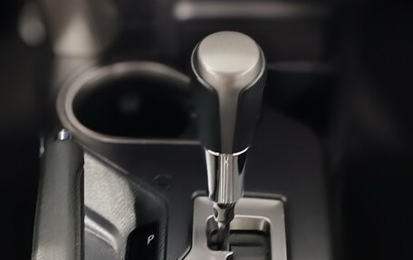 Toyota RAV4, 2018 год, 2 599 000 рублей, 22 фотография