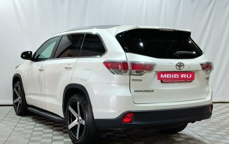 Toyota Highlander III, 2014 год, 2 950 000 рублей, 7 фотография
