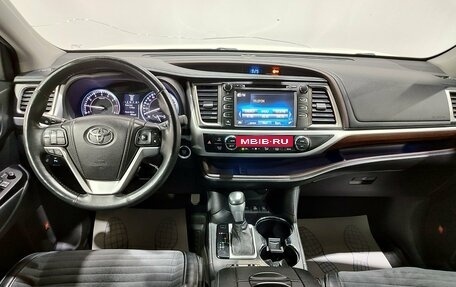 Toyota Highlander III, 2014 год, 2 950 000 рублей, 15 фотография