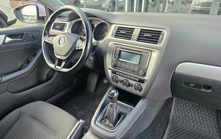 Volkswagen Jetta VI, 2017 год, 1 085 000 рублей, 9 фотография