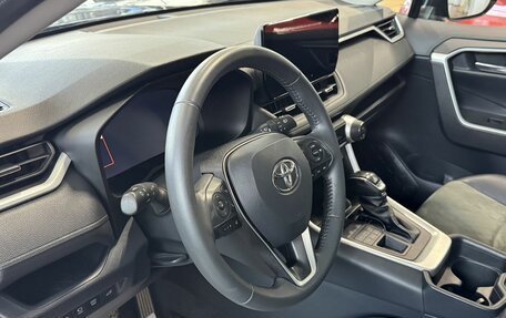 Toyota RAV4, 2024 год, 3 699 000 рублей, 22 фотография
