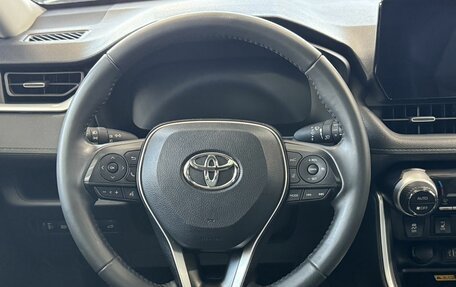 Toyota RAV4, 2024 год, 3 699 000 рублей, 24 фотография