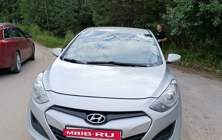 Hyundai i30 II рестайлинг, 2012 год, 672 000 рублей, 4 фотография