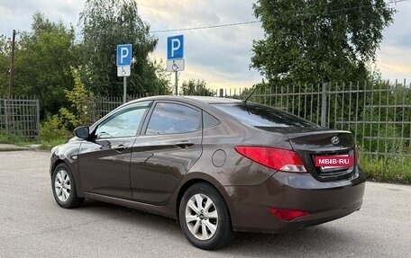 Hyundai Solaris II рестайлинг, 2016 год, 550 000 рублей, 3 фотография