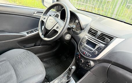Hyundai Solaris II рестайлинг, 2016 год, 550 000 рублей, 27 фотография