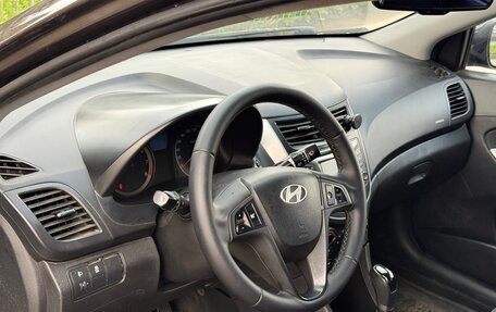 Hyundai Solaris II рестайлинг, 2016 год, 550 000 рублей, 21 фотография