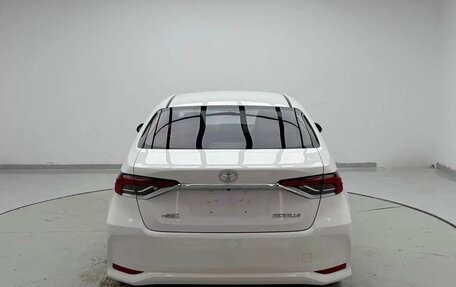 Toyota Corolla, 2022 год, 1 670 000 рублей, 5 фотография