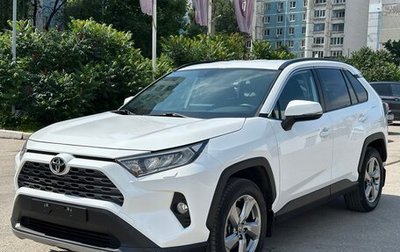 Toyota RAV4, 2020 год, 3 290 000 рублей, 1 фотография