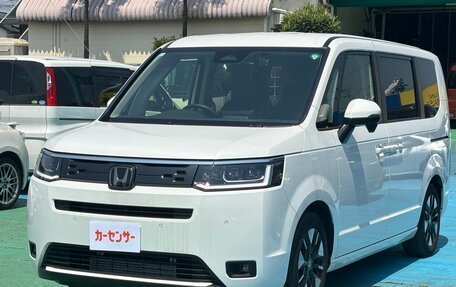 Honda Stepwgn, 2023 год, 1 890 000 рублей, 1 фотография