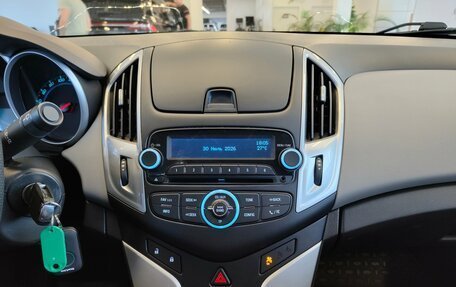Chevrolet Cruze II, 2015 год, 600 000 рублей, 10 фотография