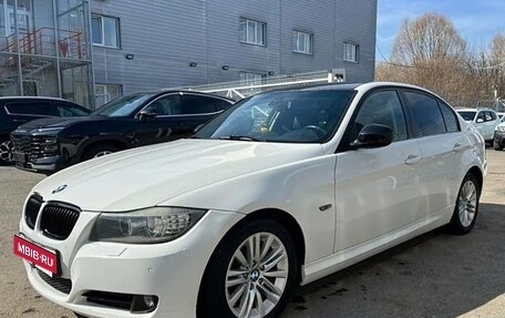 BMW 3 серия, 2011 год, 950 000 рублей, 1 фотография