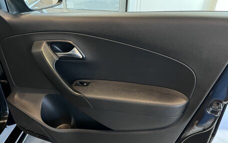 Volkswagen Polo VI (EU Market), 2014 год, 970 000 рублей, 25 фотография