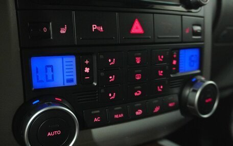 Volkswagen Touareg III, 2008 год, 900 000 рублей, 13 фотография