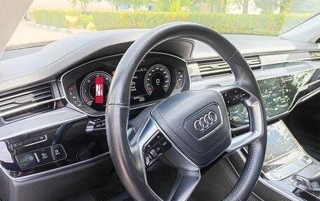 Audi A8, 2019 год, 4 000 000 рублей, 6 фотография